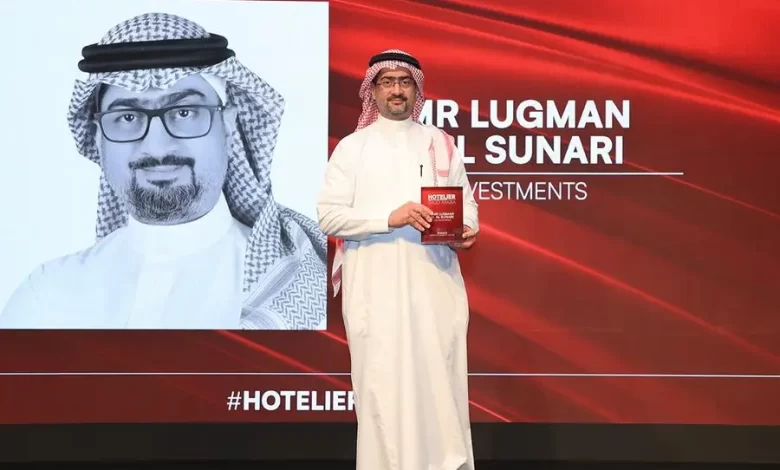 Makarem Hotels General Manager Amr Lugman Al-Sunari won the ‘Hospitality Leader of the Year’ award. Image Courtesy: Taiba Investments Source: Zawya.com
