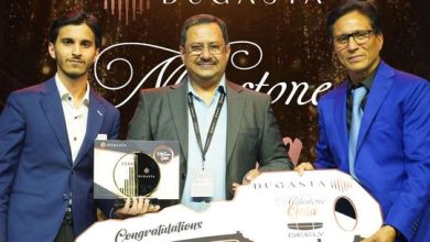 Piyush Shah receives the award for being the Top Sales Achieving Relationship Manager at the Dugasta Properties Milestone Gala from Chairman Tauseef Khan (Right) and Azaan Khan, CEO Image Credit: Supplied