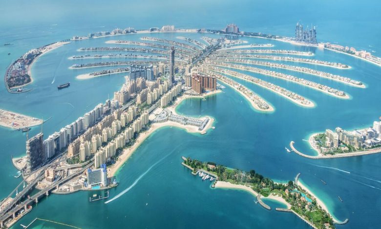 An aerial view of Dubai Palm Jumeirah Island. Foreign investors displayed considerable interest in Dubai's luxury property sector last year.