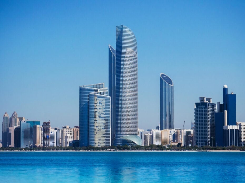 Abu Dhabi real estate market trends for H1 2024 according to Bayuts findings Image GettyImages 1146024499 1 e1704043948632